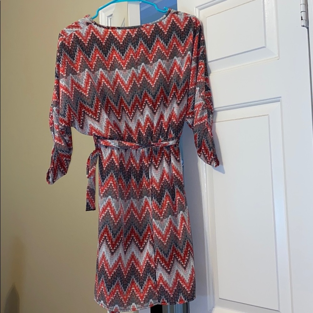Dress - Picture 3 of 4